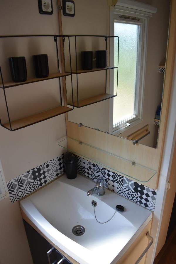 Mobil-Home Sur Terrain Bucolique イエール エクステリア 写真